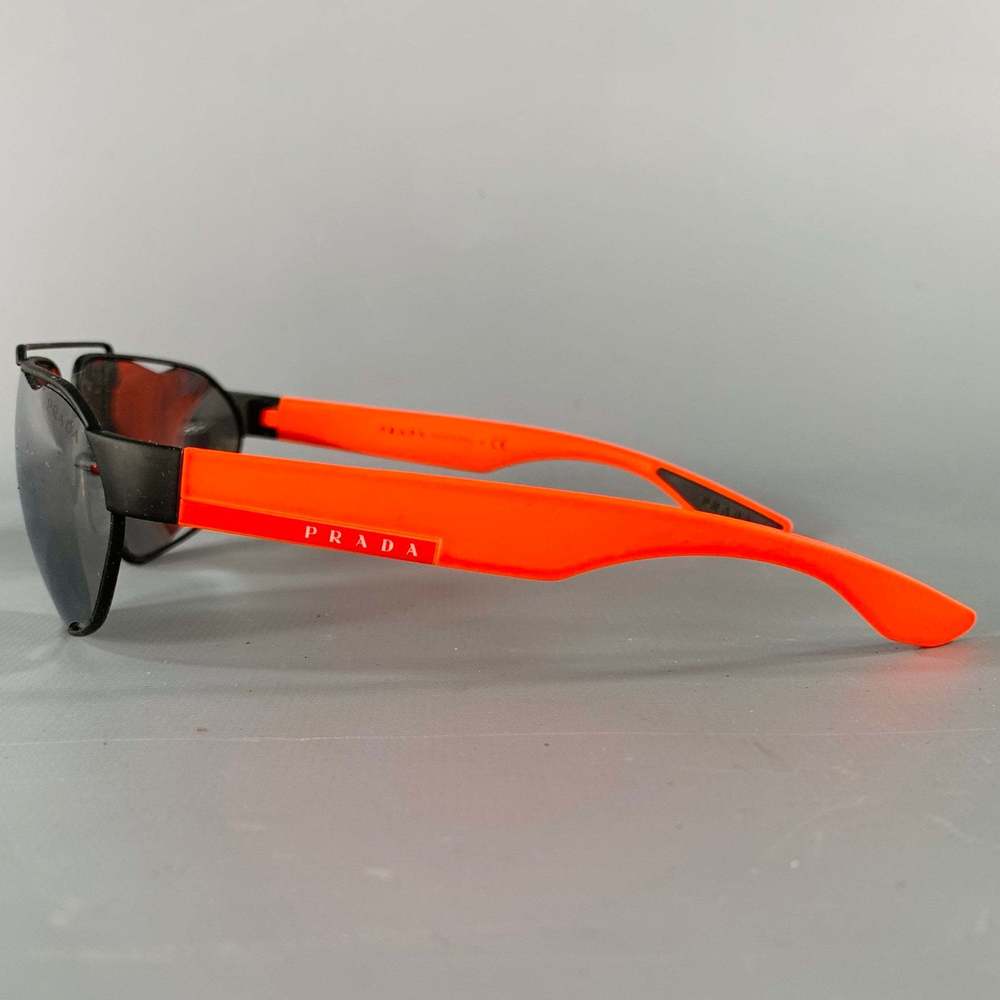 PRADA Black Red Metal Aviator Sunglasses - Picture 4 of 6